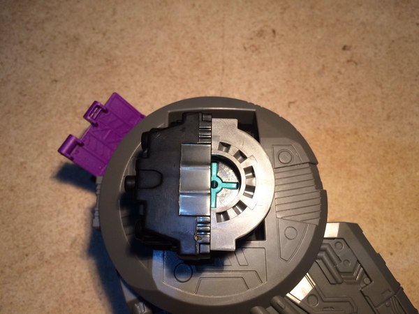 Titans Return Trypticon Hip Joint Modification Guide   Don't Break Tryp's Hips 24 (24 of 28)